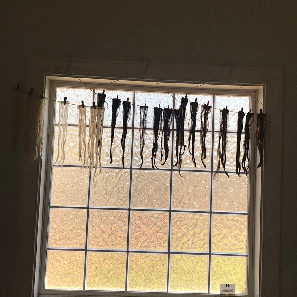 Hair extensions - Picture 2 of 6